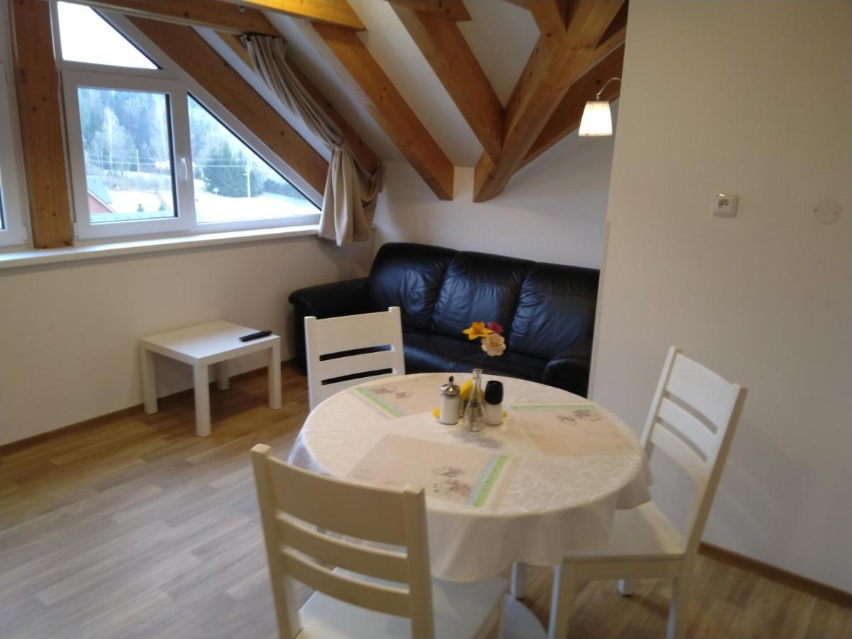 Apartmany Na Vysluni Horní Maxov Buitenkant foto